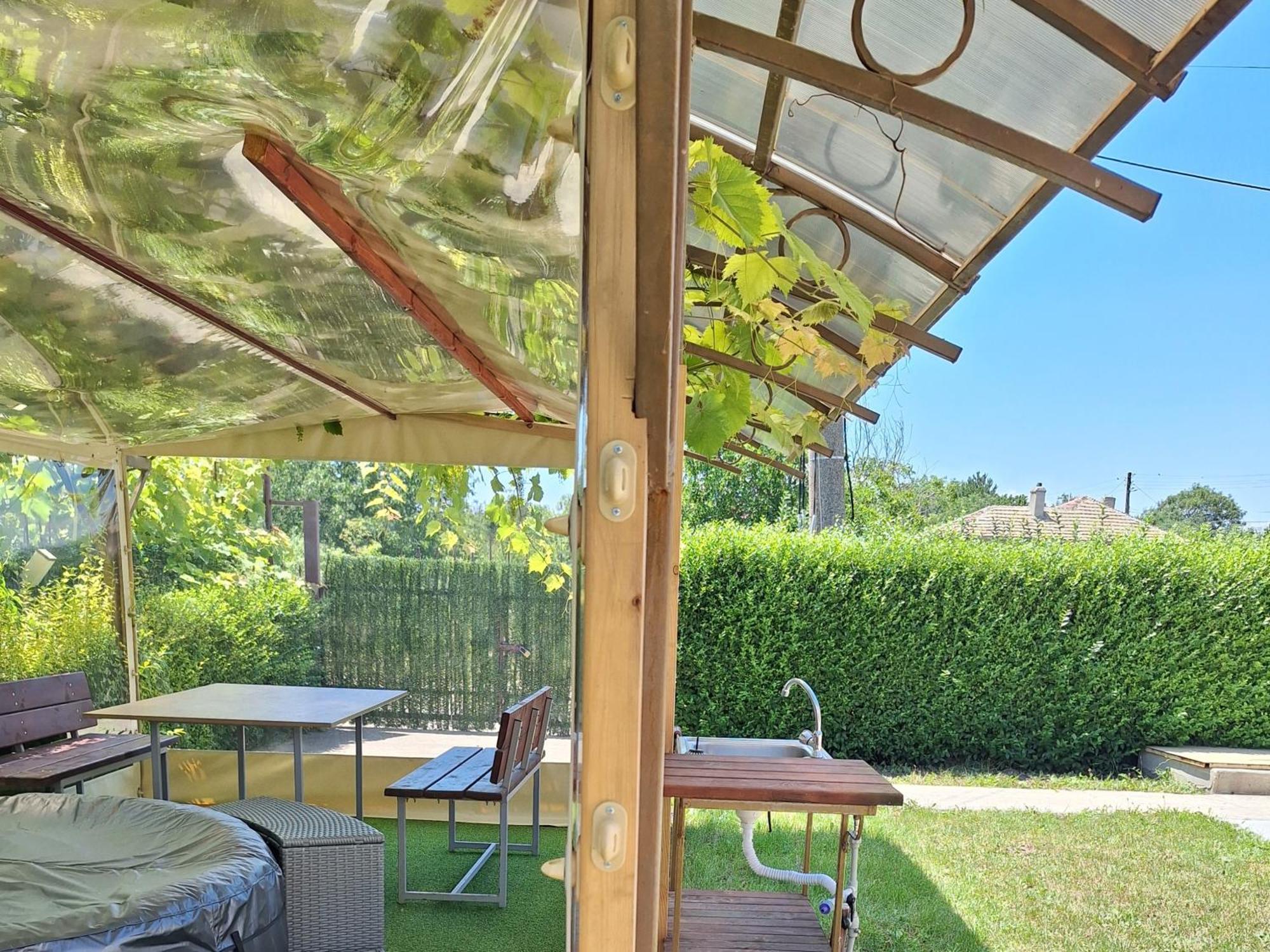 Guest House Valiland Bŭlgarevo Εξωτερικό φωτογραφία