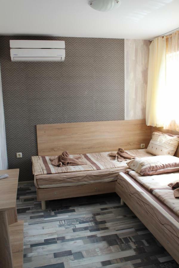 Guest House Valiland Bŭlgarevo Εξωτερικό φωτογραφία